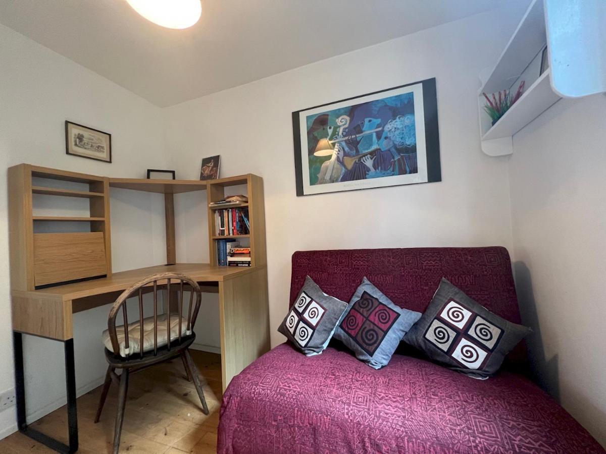 Pass The Keys 64 Church Street Characterful 2-Bed Cottage In The Heart Of Town Kingsbridge  Exterior photo