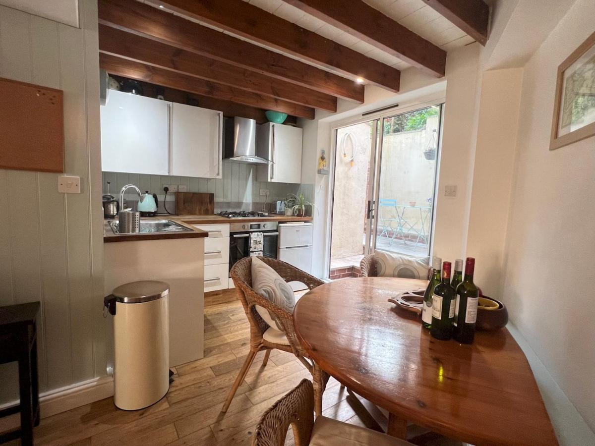 Pass The Keys 64 Church Street Characterful 2-Bed Cottage In The Heart Of Town Kingsbridge  Exterior photo